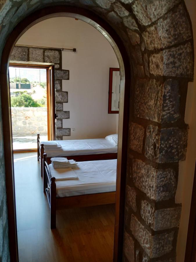 Xifias Stonehouse Villa Monemvasía Eksteriør billede